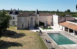 Saint-Jean-d'Angély, Charente-Maritime 17400