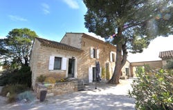 Robion, Provence-Alpes-Côte-d'Azur 84440