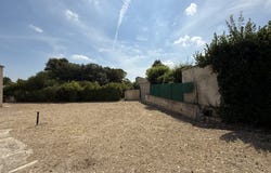 Calvisson, Languedoc-Roussillon 30420
