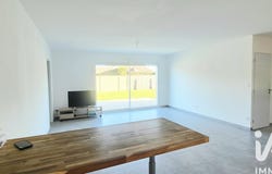 Barjouville, Centre-Val de Loire 28630