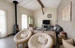 Neuville-de-Poitou, Poitou-Charentes 86170