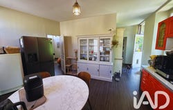 Donzy, Bourgogne-Franche-Comté 58220