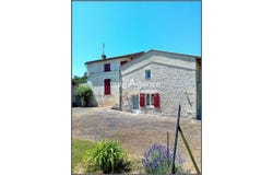 Pons, Poitou-Charentes 17800