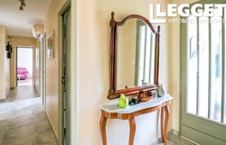 Uzès, Occitanie 30700