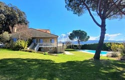PEYRUIS, Provence-Alpes-Côte d'Azur 04310