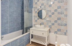 Tours, Centre-Val de Loire 37100