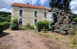 Ancy-le-Franc, Bourgogne-Franche-Comté 89160