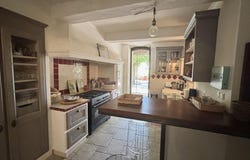 Camaret-sur-Aigues, Provence-Alpes-Côte-d'Azur 84850