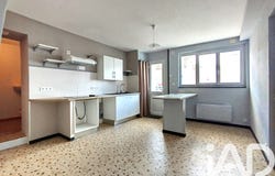 Chinon, Centre-Val de Loire 37500