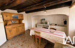 Bains, Auvergne-Rhône-Alpes 43370