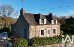 Rostrenen, Brittany 22110