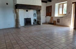 LEYNHAC, Auvergne 15600