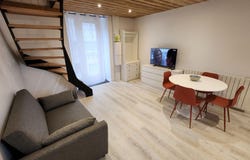 GILLY-SUR-ISERE, Auvergne-Rhône-Alpes 73200