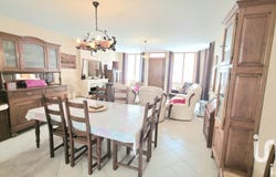Arc-en-Barrois, Grand Est 52210