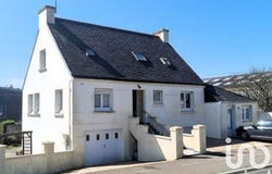 Audierne, Brittany 29770