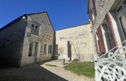 Irancy, Bourgogne-Franche-Comté 89290