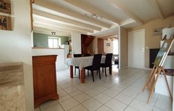 AZAY LE BRULE, Poitou-Charentes 79400