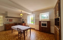 Bouteilles-Saint-Sébastien, Dordogne 24320