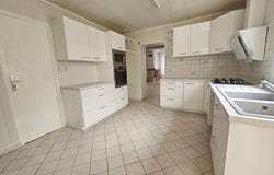 Thouars, Poitou-Charentes 79100
