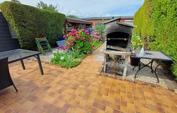 neuville saint amand, Hauts-de-France 02100