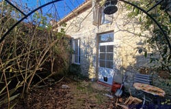 Montmoreau, Poitou-Charentes 16190