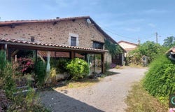 Esse, Poitou-Charentes 16500