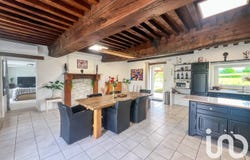La Comelle, Bourgogne-Franche-Comté 71990