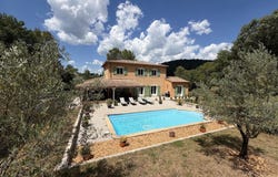 Cotignac, Provence-Alpes-Côte-d'Azur 83570