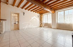 Champigny, Burgundy 89340