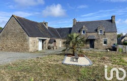 Ploubezre, Brittany 22300