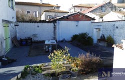 Lonzac, Poitou-Charentes 17520