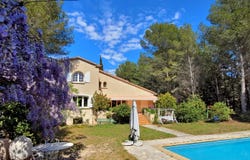 Le Beausset, Provence-Alpes-Côte d'Azur 83330