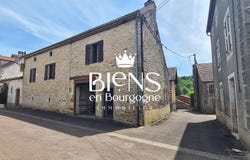La Rochepot, Burgundy 21340