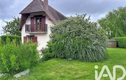 Saint-Pierre-des-Fleurs, Normandy 27370