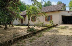 Issy-l'Evêque, Burgundy 71760