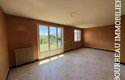 Charmoy, Yonne 89400