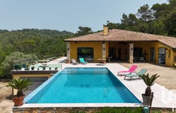 Cabasse, Provence-Alpes-Côte d'Azur 83340