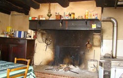 Caylus, Midi-Pyrénées 82160