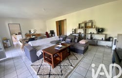 Lussac, Nouvelle-Aquitaine 33570