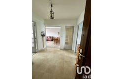 Bourges, Centre-Val de Loire 18000