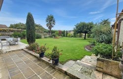 Saint-Savin, Poitou-Charentes 86310