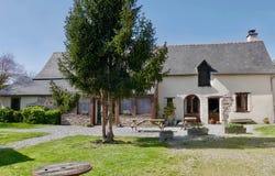 Noyal-Châtillon-sur-Seiche, Brittany 35230