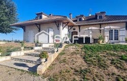 Gontaud-De-Nogaret, Aquitaine 47400