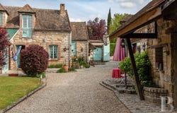 Sens, Burgundy 89100