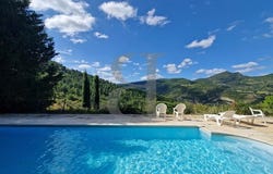 Nyons, Auvergne-Rhône-Alpes 26110