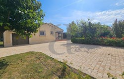 Mazan, Provence-Alpes-Côte d'Azur 84380