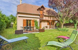 Troyes, Aube 10000