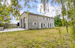 Castelsagrat, Midi-Pyrénées 82400