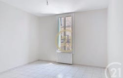Remoulins, Gard 30210