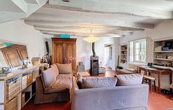 Couesmes, Centre 37330